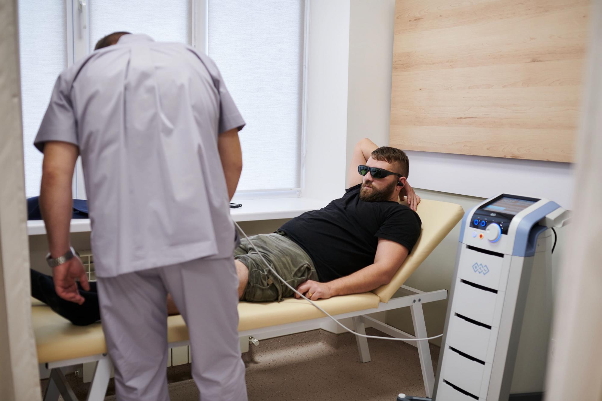 За світовими стандартами. Відкрився новий сучасний центр реабілітації військових: перші фото